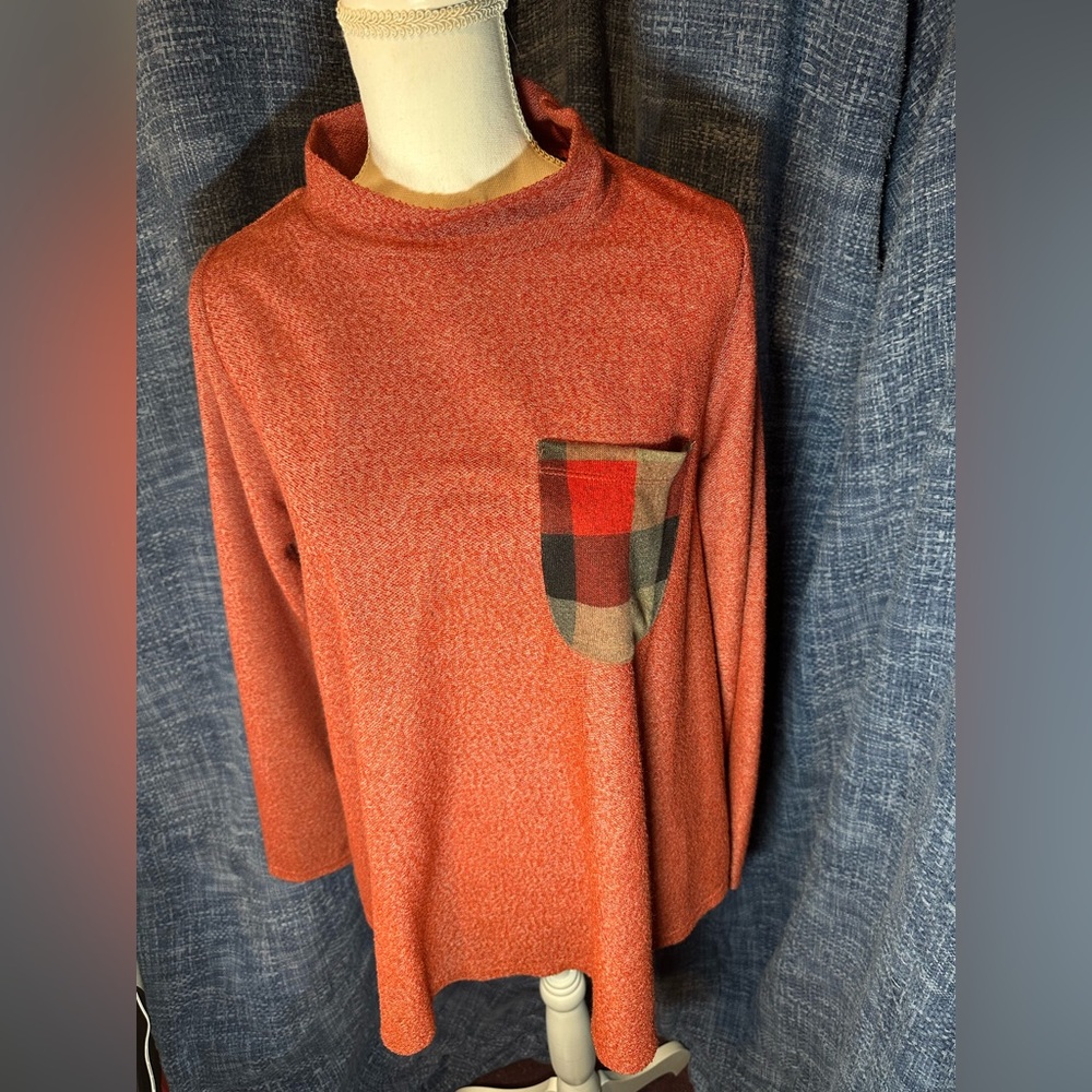 NWT Red Rust Knit Top with Plaid Pocket